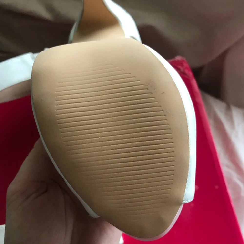 NWT Dream Paris White Classy Heels - Picture 8 of 11